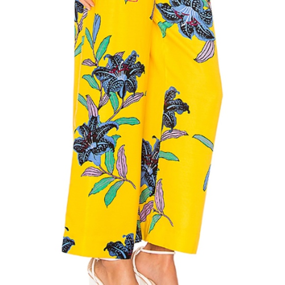 DVF Wide Leg Cropped Pant - Picture 5 of 5